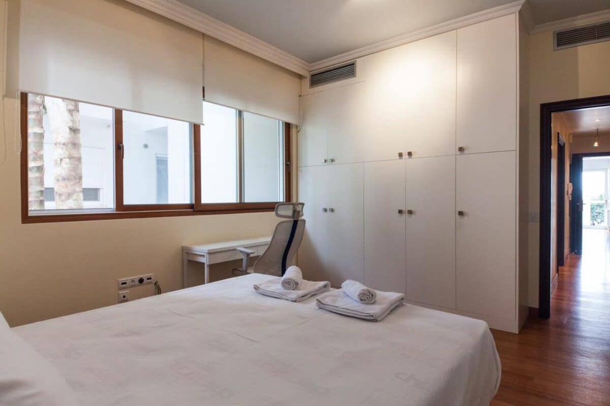 Riviera Retreat 3 Bedroom Luxury W Shared Pool Apartment *