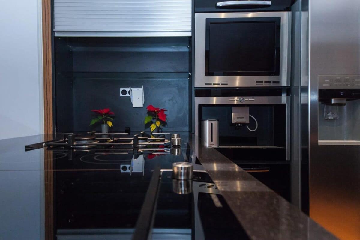 Apartment Riviera Retreat 3 Bedroom Luxury W Shared Pool