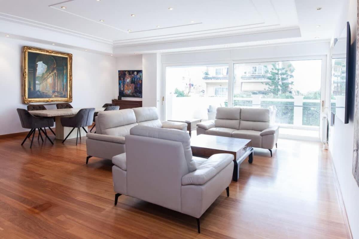 Apartment Riviera Retreat 3 Bedroom Luxury W Shared Pool